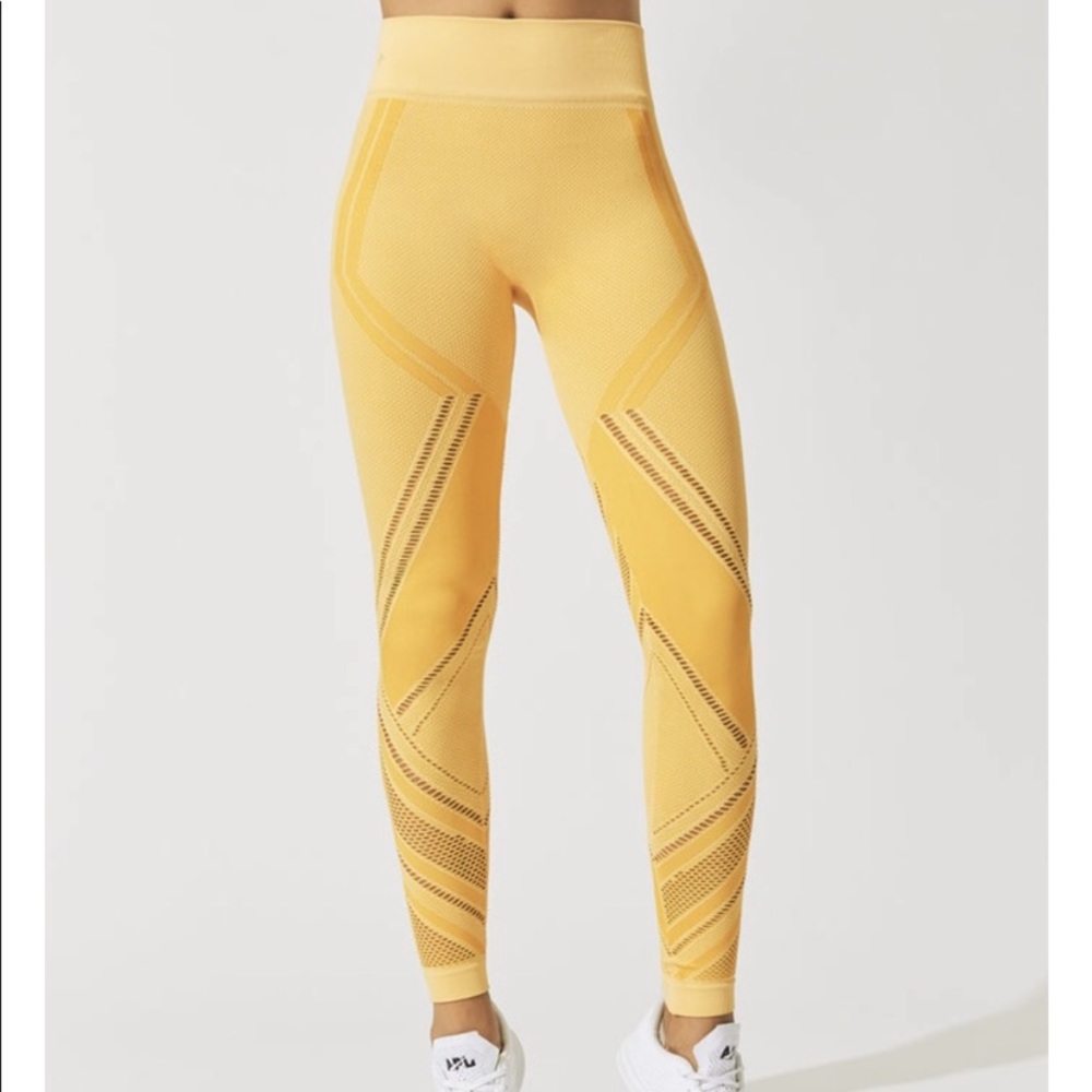 Nux Quintessential Medium Leggings Marigold Medium